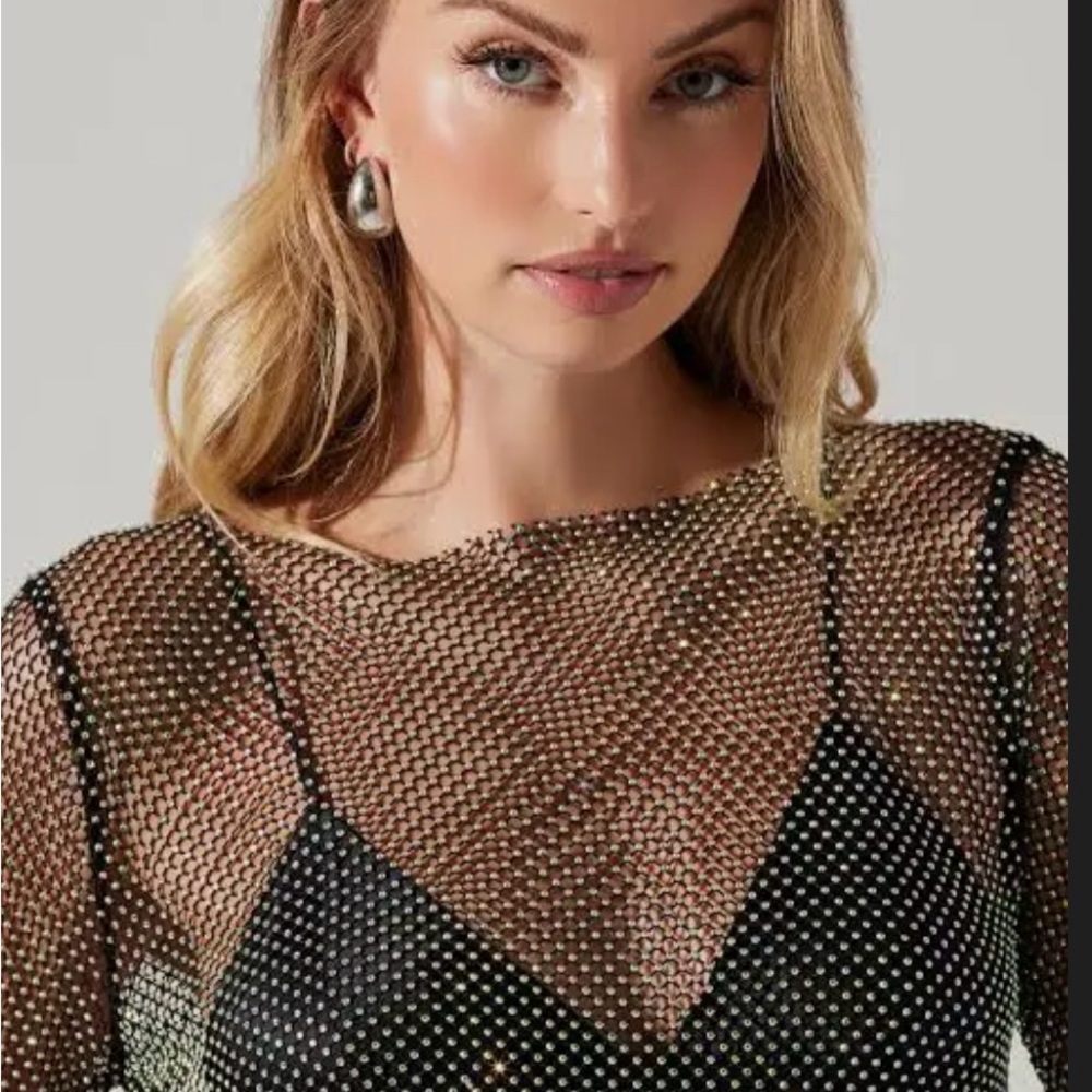 Astr The Label Rhinestone Embellished Long Sleeve Mesh Top. Size Large